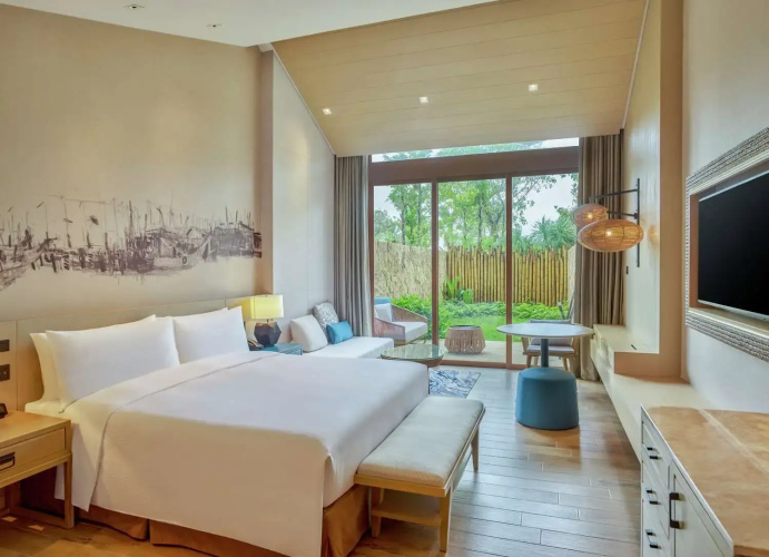 DoubleTree by Hilton Shanwei