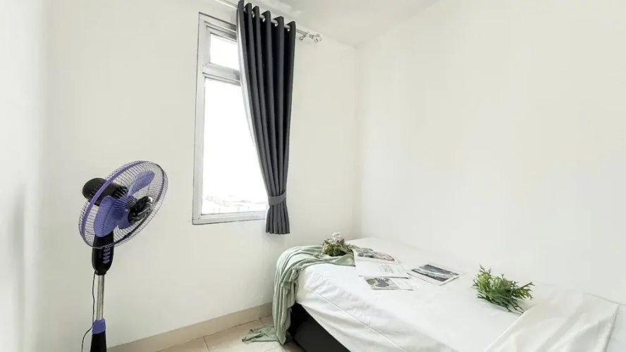 Basic 2Br Apartment At Green Bay Pluit