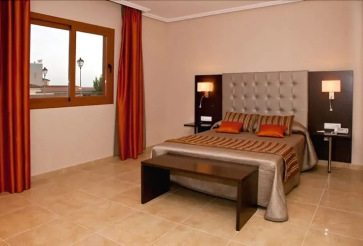 Hotel Y Apartamentos Quinto Cecilio