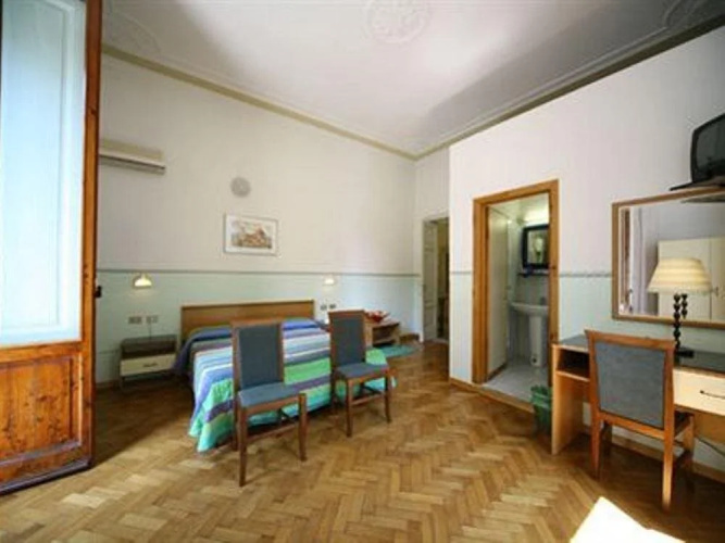 Hotel Serena