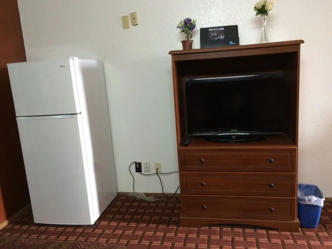 Executive Inn