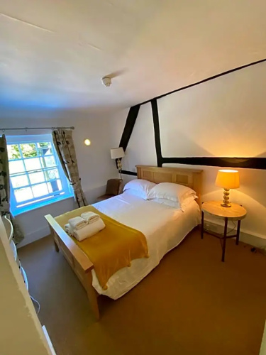 Fleur De Lys Bed & Breakfast