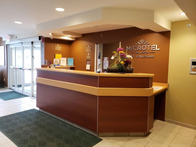 Microtel Inn And Suites Dover