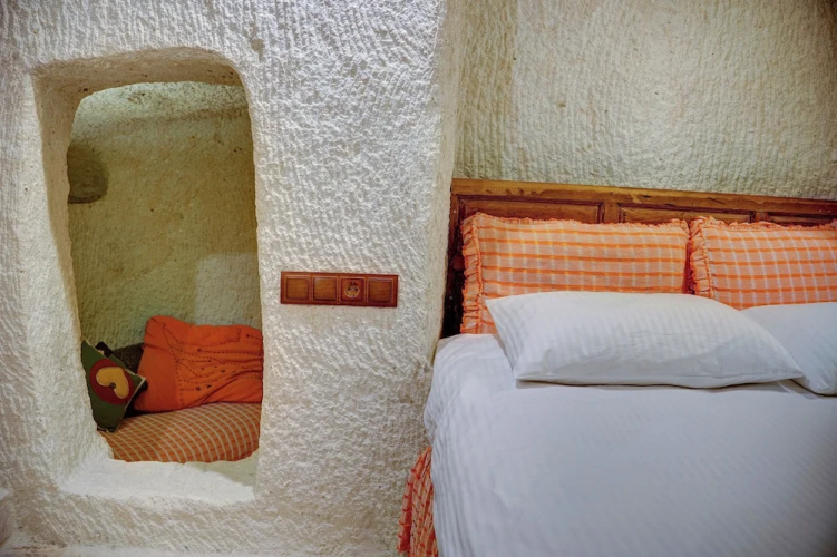 Gibos Cave Hotel