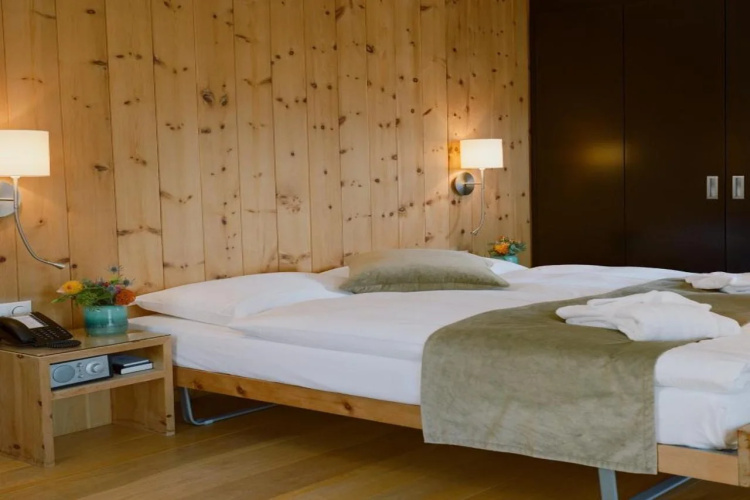Adula Hotel