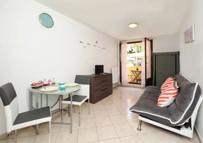 Blue Lagon Five Stars Holiday House