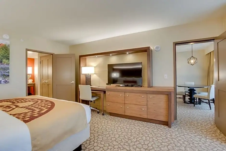 Double Suite