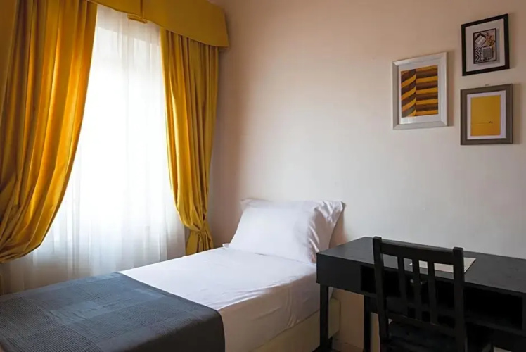Hotel Lauri