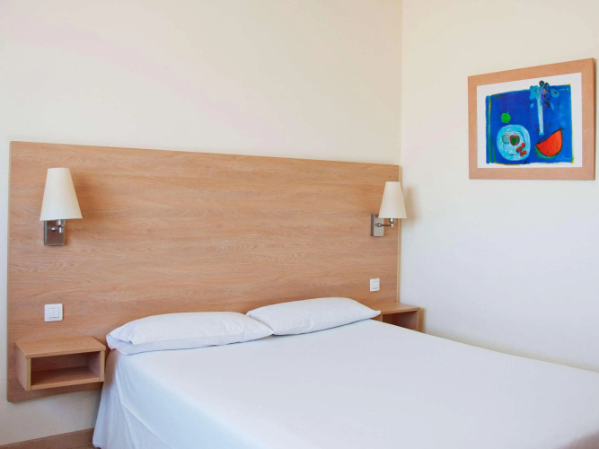 Travelodge Barcelona Fira photo 7
