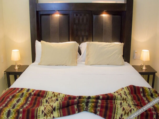 Luxury Condo V177 Romantic ZoneOver view