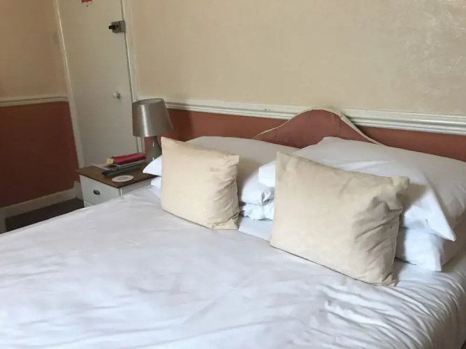 The Arbour Hotel