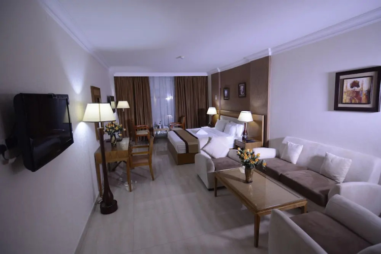 City Center Hotel
