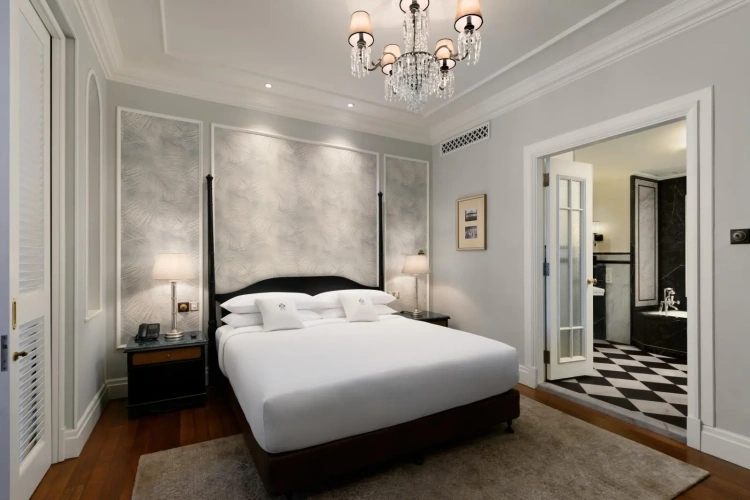 Deluxe Heritage Wing Twin Suite