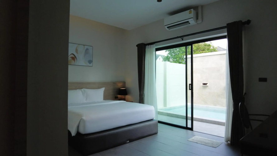 Toledo Pool Villa