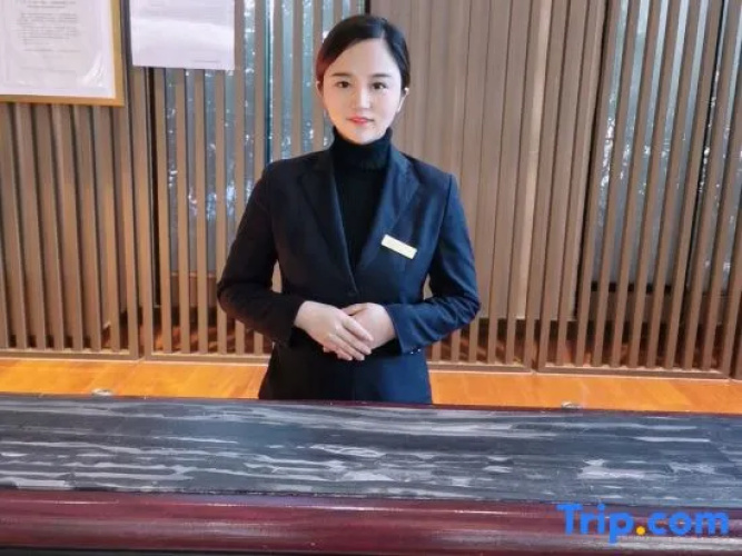 Yunshang City Impress Hotel