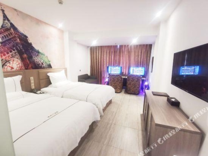 Deluxe Double Suite