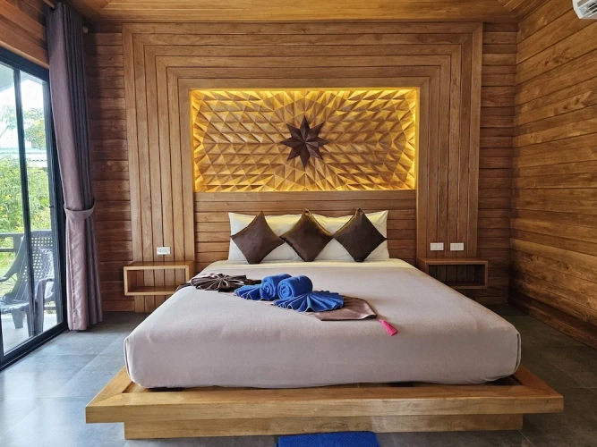 Deluxe Double room with balcony and with garden view