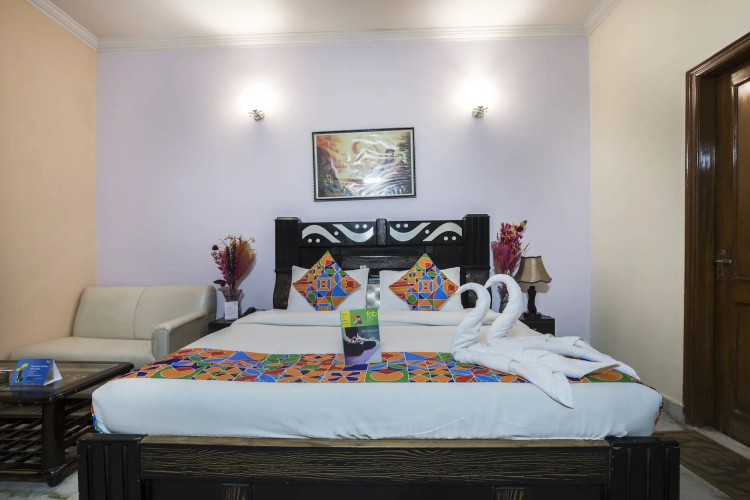 FabHotel Ivy Inn