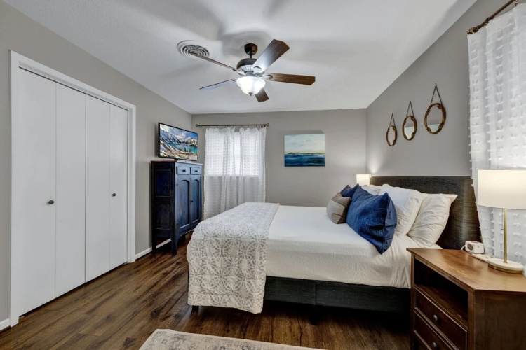 Stylish Remodel, Firepit, Pet Friendly