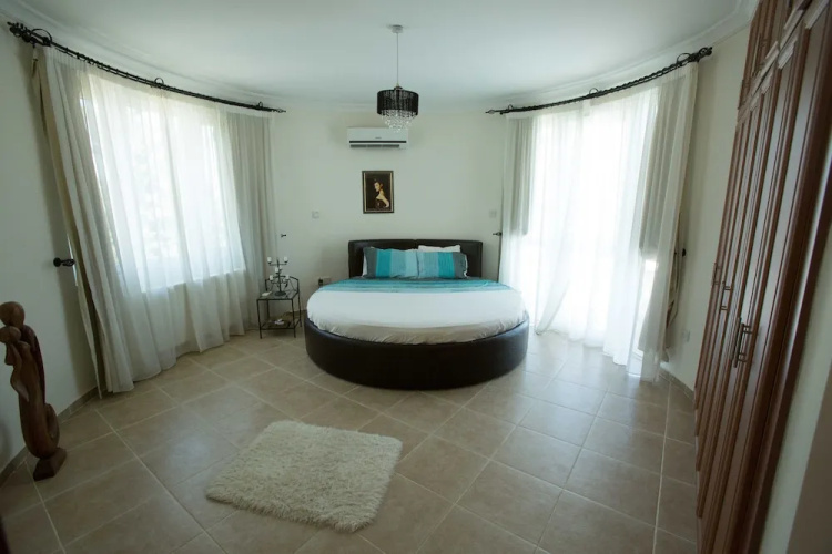 Villa - Sleeps 14 - Private Pool - Cinema Room