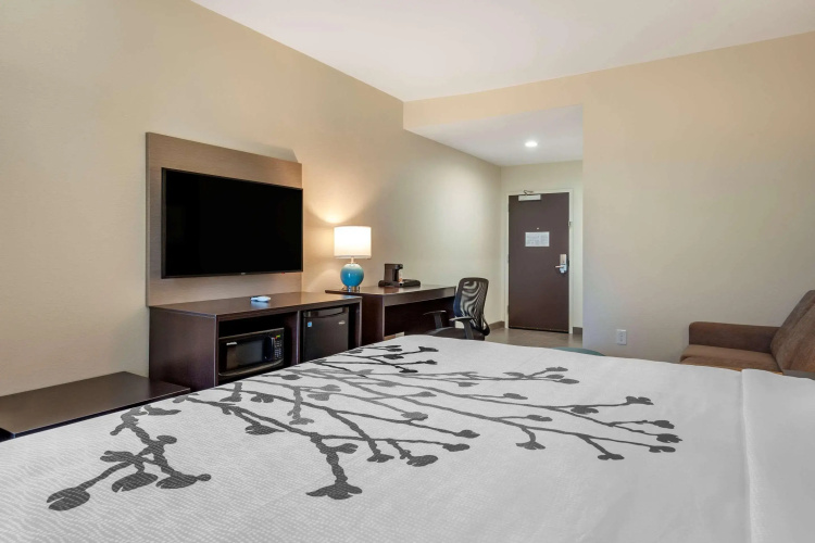 Sleep Inn & Suites Waller