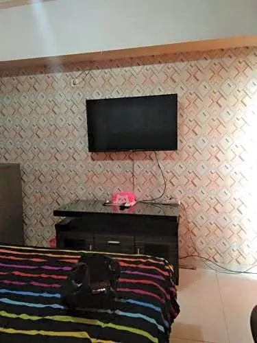 Firra Rooms