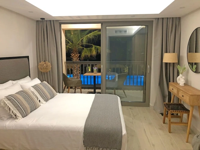 Deluxe Double Studio with pool view