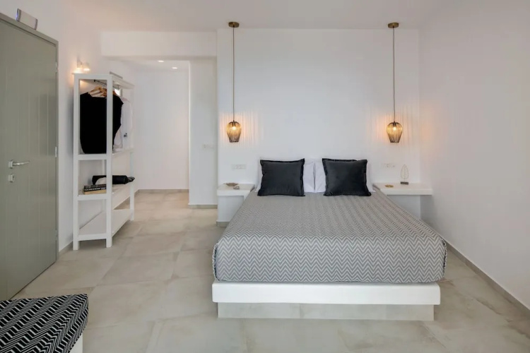 Seven Suites