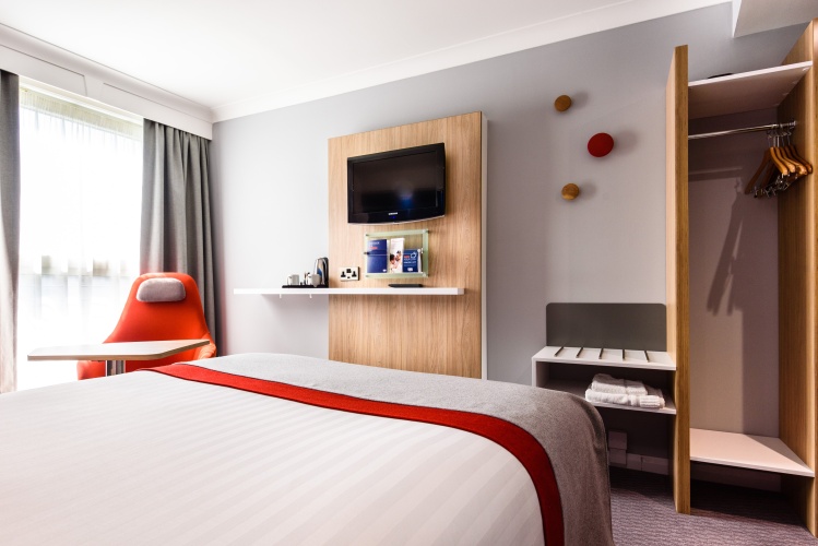 Holiday Inn Express Portsmouth - Gunwharf Quays photo 8