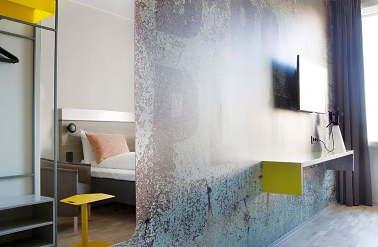 Standard Twin Family room