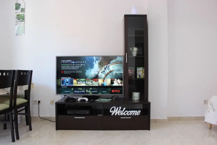 F And M 1 Home Apartment
