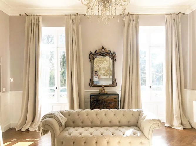 Chateau de Thuries
