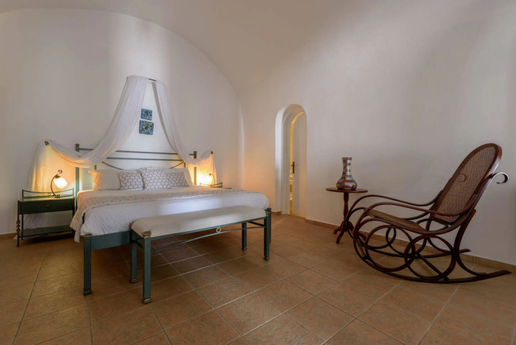 Kamares Apartments
