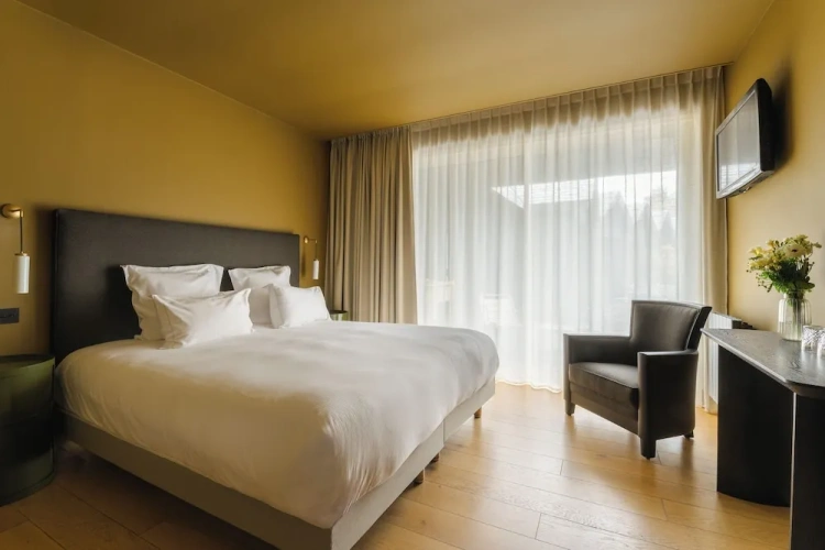 Classic room