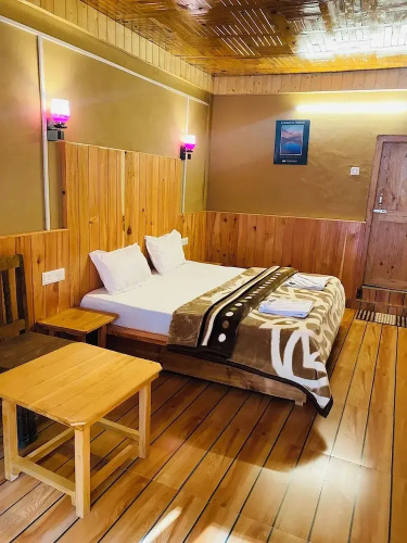 Tirthan Holidays Cottage