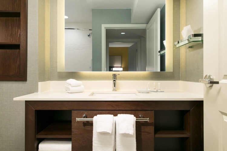 2 Bedrooms Suite