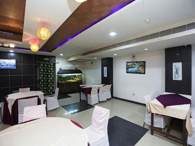 Hotel Vanaya Palace by OYO Rooms