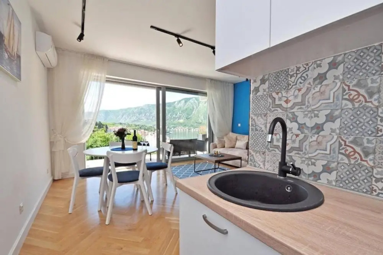Stunning 1-bed Apartment in Kotor