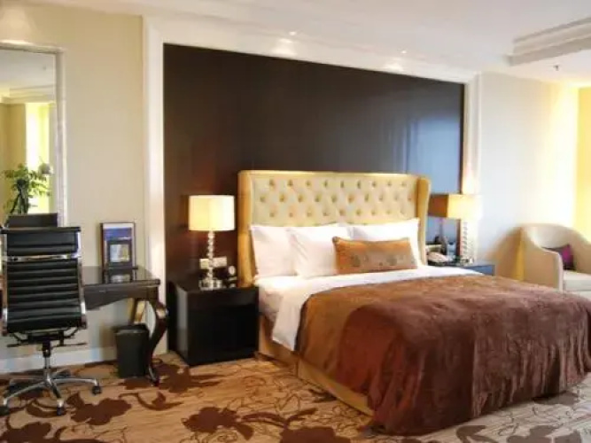 Days Hillsun & Suite