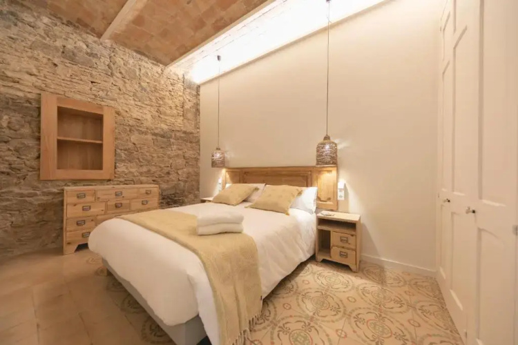 Bravissimo Mercaders, beautiful 3 bedroom apartment