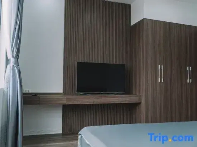 Quadruple Suite