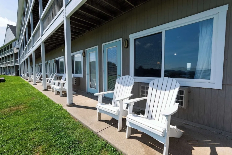 Standard Double room with bay view