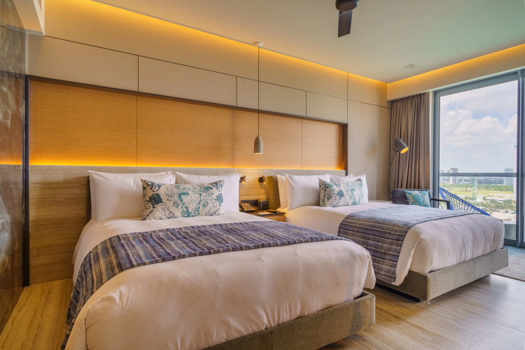 Renaissance Cancun Resort & Marina