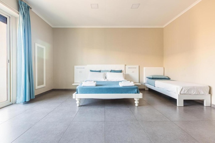 Standard Quadruple room