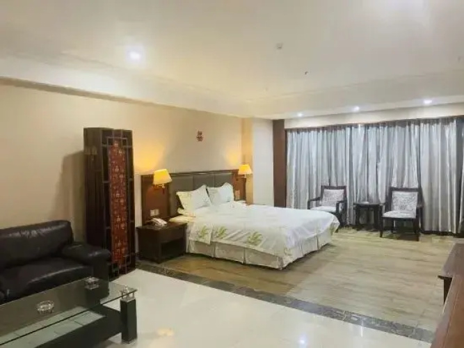 Kaiyi Business Hotel
