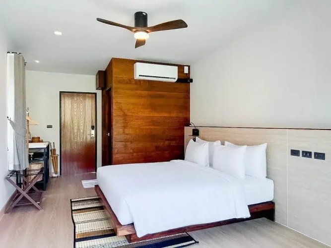 360 issara Floating Resort