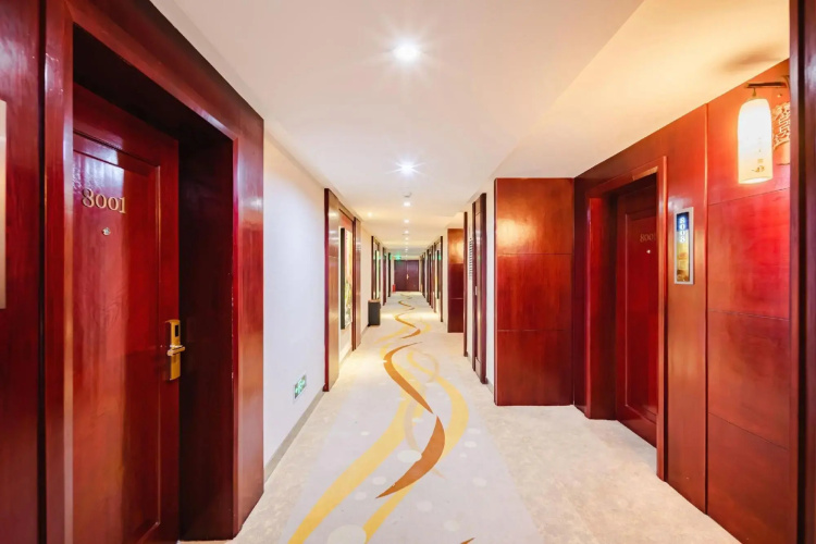 Haolong Hotel