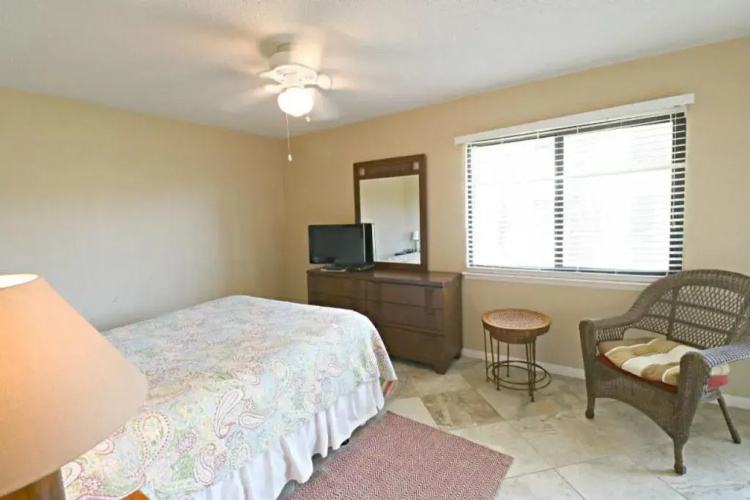 Ocean Village Club D16