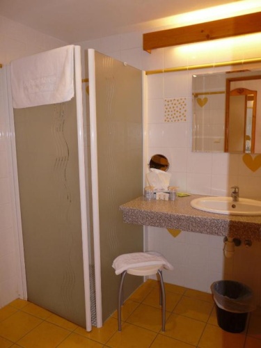 Standard Quadruple Duplex room