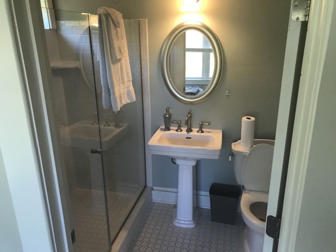 The Groome Inn